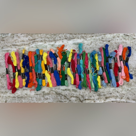 American Thread Co. lot of 40 Colorful Cross Stitch Embroidery Floss - Picture 1 of 1
